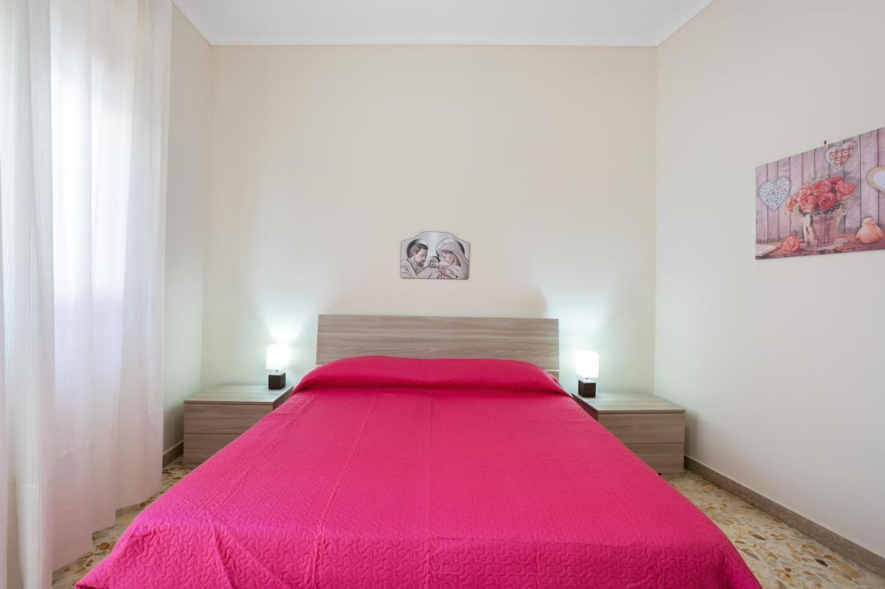 Tra Il Centro E Il Mare Apartment Con Terrazzo 阿齐·卡斯特罗 外观 照片